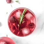 festive-cranberry-mocktail