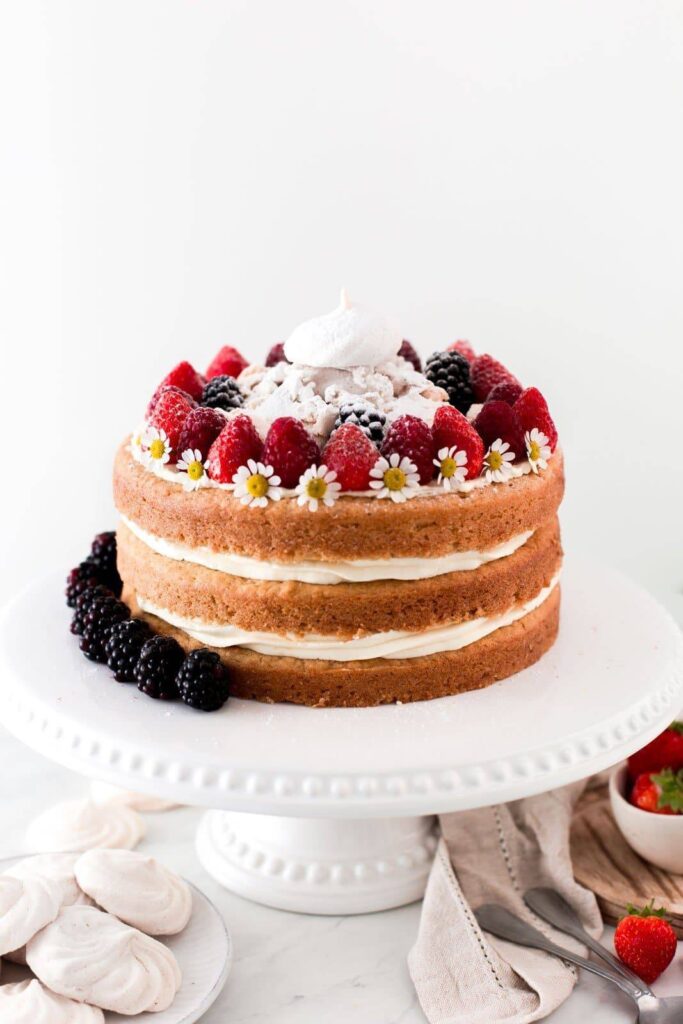 vegan-eton-mess-cake