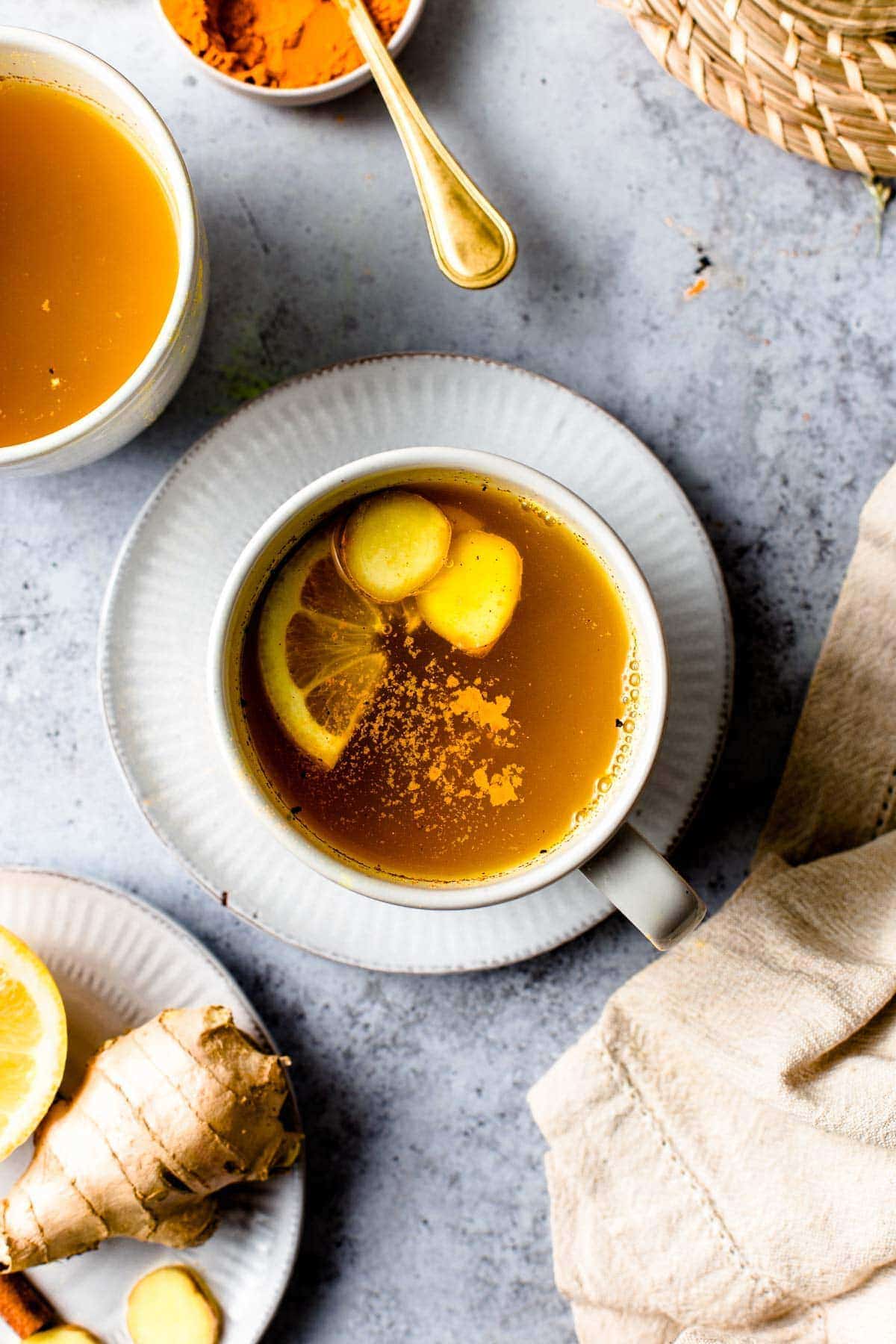 Homemade Ginger &amp; Lemon Tea with Turmeric - My Vegan Minimalist