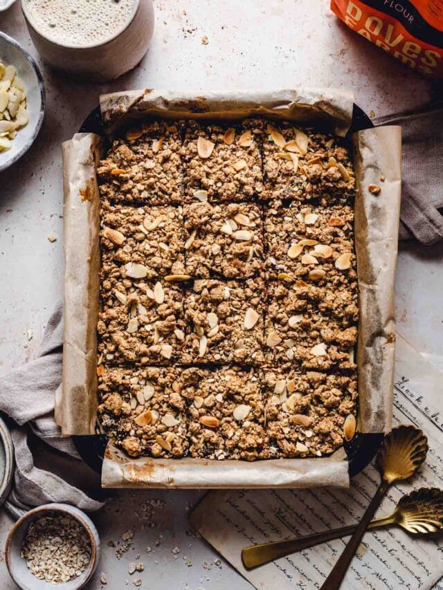 Vegan Date Caramel Slice with Nuts Crumble (Easy And Gluten-Free)