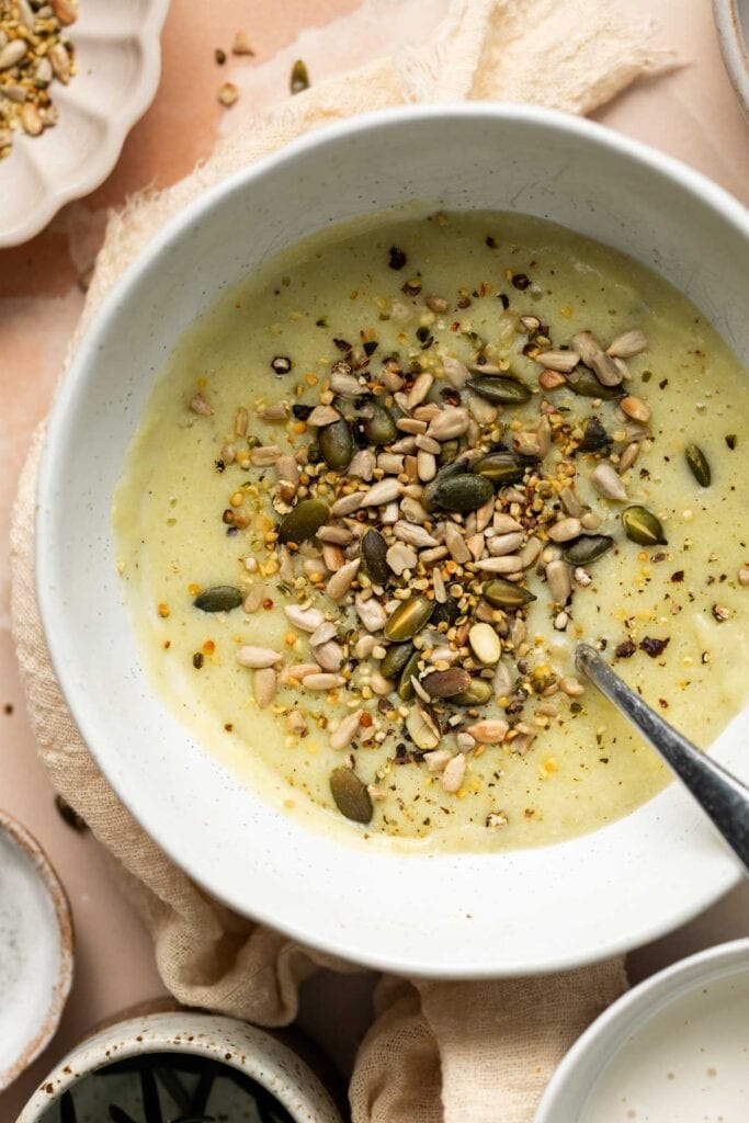 Creamy Leek Soup Without Potatoes - 30 Minutes - My Vegan Minimalist