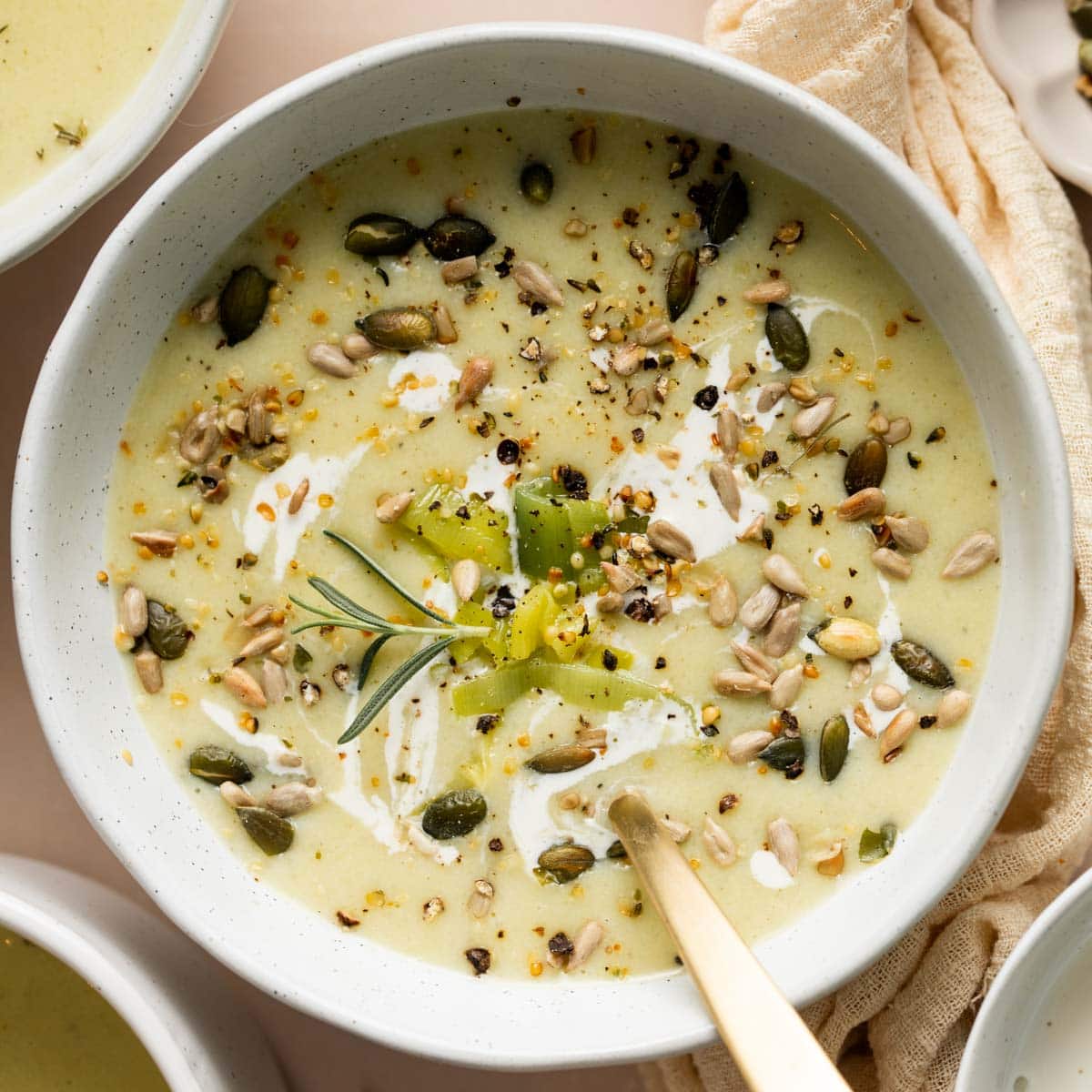 Creamy Leek Soup Without Potatoes - 30 Minutes-image