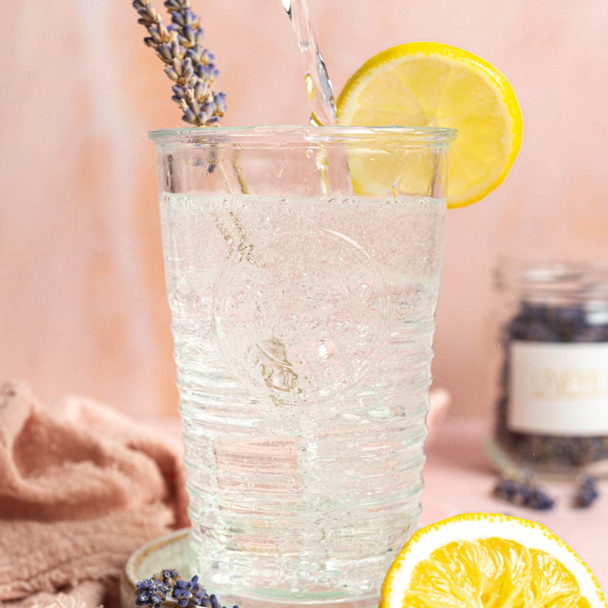 Lavender Vodka Lemonade - Sparkling Cocktail-image