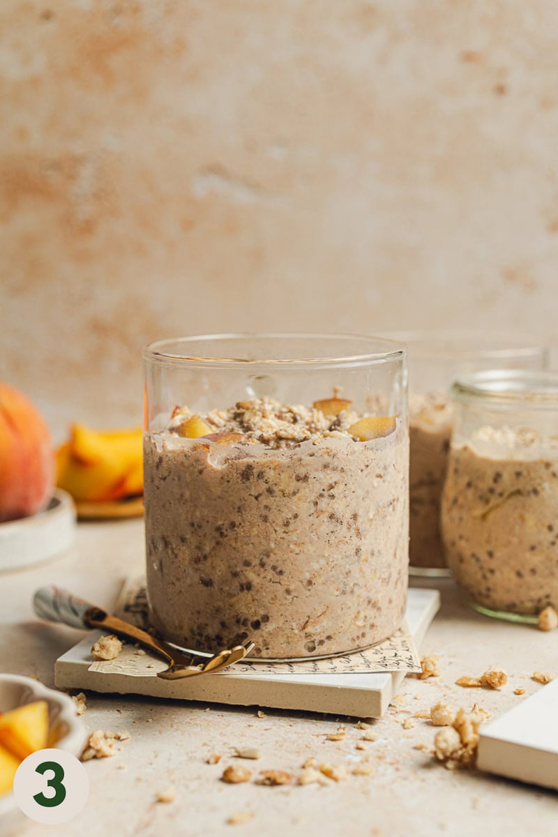 Overnight oats in a glass